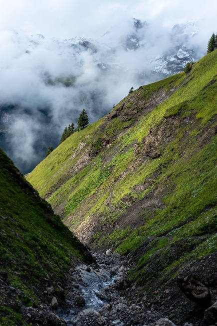 Across the stream, and up the path up to the Rappenseehütte.